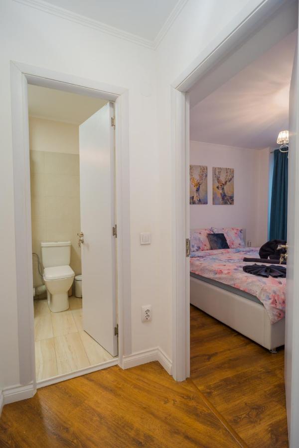 Cozy & Spacious 2Br Apartment With Netflix Бухарест Экстерьер фото