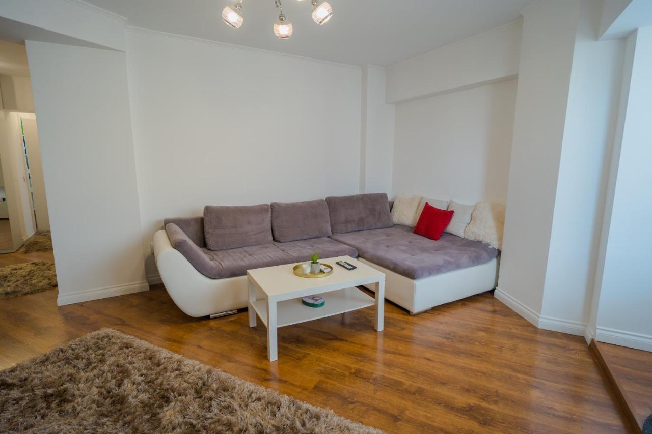 Cozy & Spacious 2Br Apartment With Netflix Бухарест Экстерьер фото