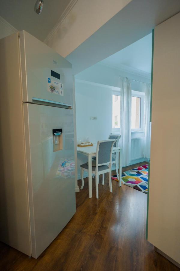 Cozy & Spacious 2Br Apartment With Netflix Бухарест Экстерьер фото