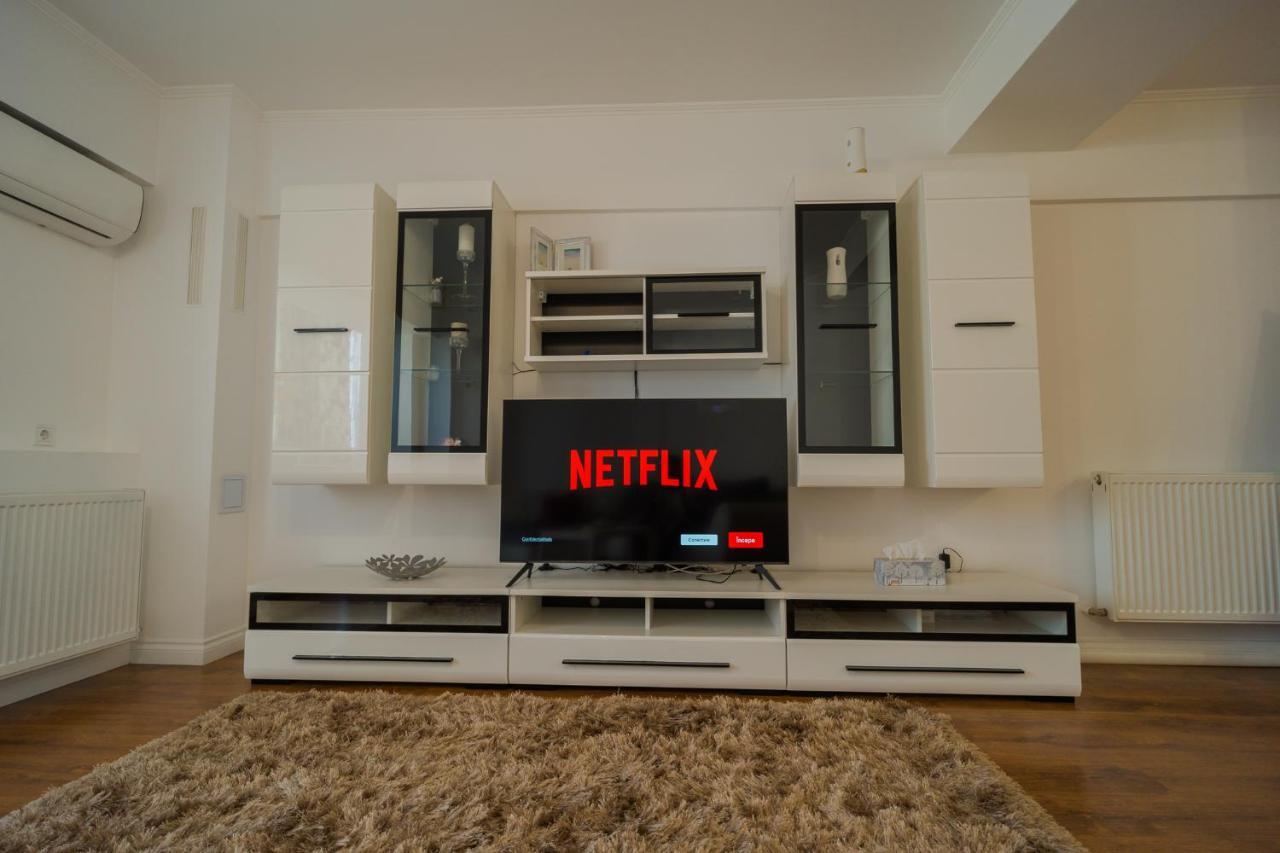 Cozy & Spacious 2Br Apartment With Netflix Бухарест Экстерьер фото