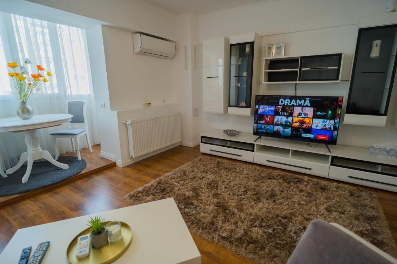 Cozy & Spacious 2Br Apartment With Netflix Бухарест Экстерьер фото