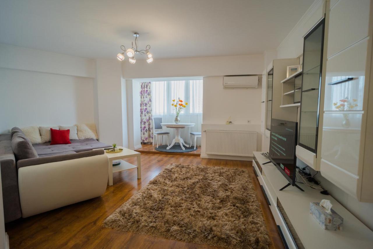 Cozy & Spacious 2Br Apartment With Netflix Бухарест Экстерьер фото
