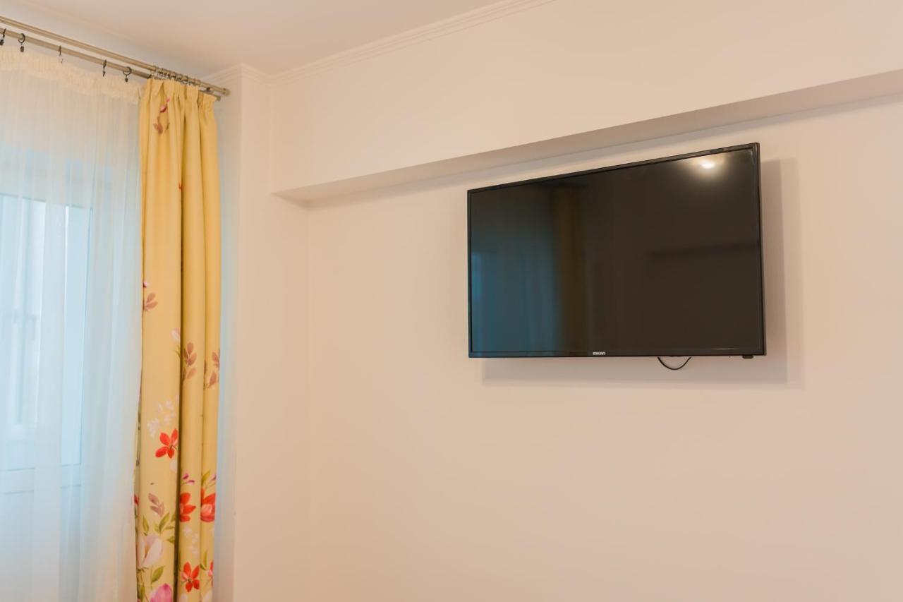 Cozy & Spacious 2Br Apartment With Netflix Бухарест Экстерьер фото