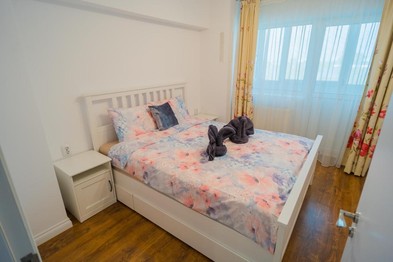 Cozy & Spacious 2Br Apartment With Netflix Бухарест Экстерьер фото